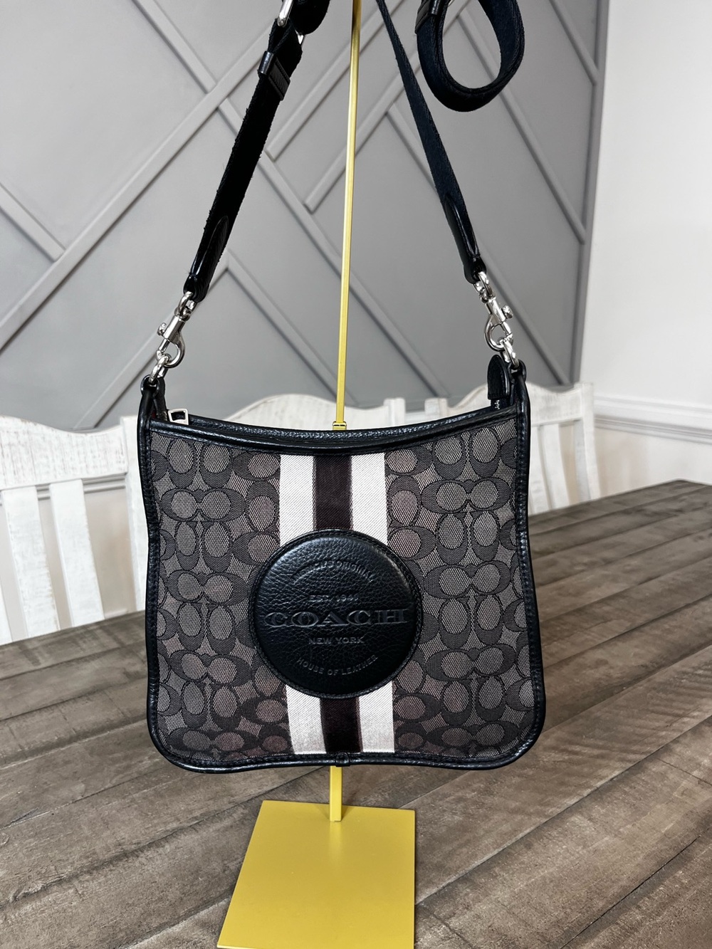 Coach Dempsey File Bag
CA195 Signature Jacquard
Stripe Crossbody Black
Smoke